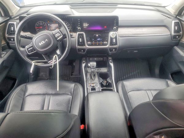 2023 KIA SORENTO EX