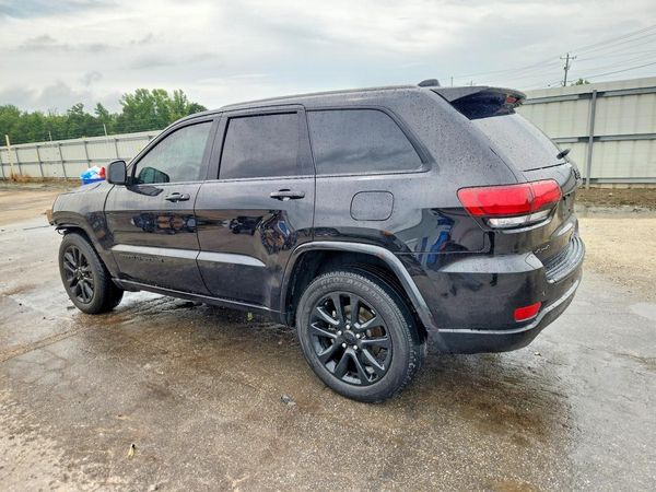 2020 JEEP GRAND CHEROKEE Laredo
