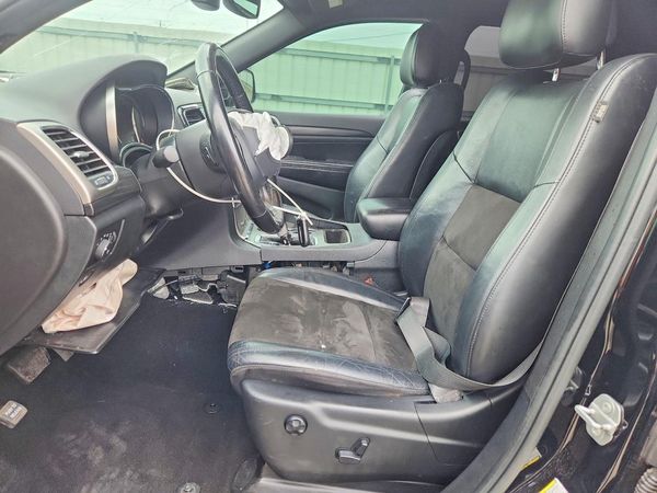 2020 JEEP GRAND CHEROKEE Laredo
