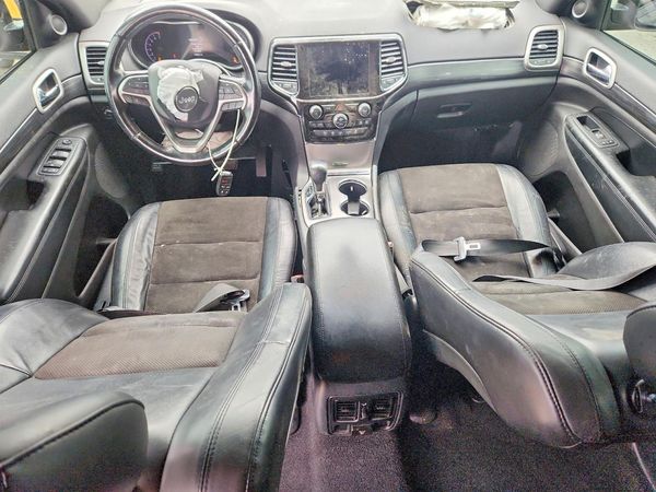 2020 JEEP GRAND CHEROKEE Laredo