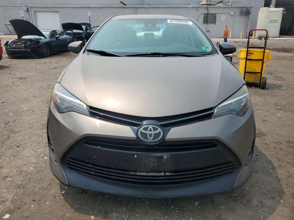2017 TOYOTA COROLLA