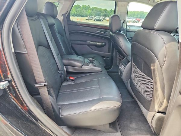2012 CADILLAC SRX Luxury