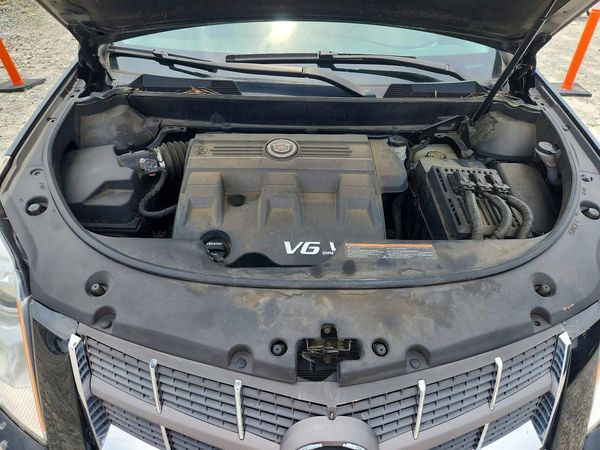 2012 CADILLAC SRX Luxury