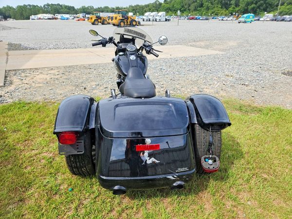 2023 HARLEY-DAVIDSON FL