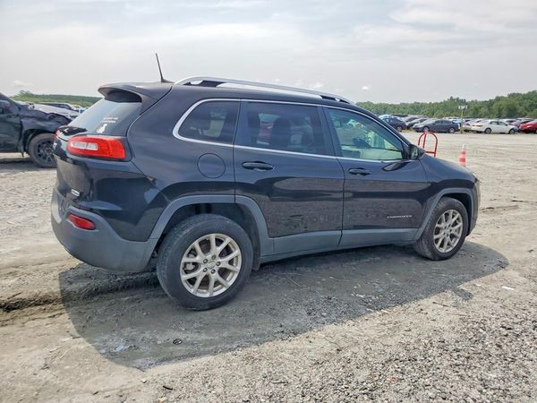 2017 JEEP CHEROKEE LATITUDE FWD