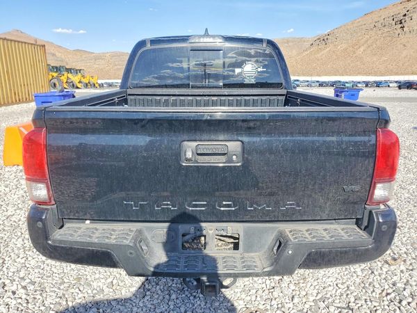 2018 TOYOTA TACOMA