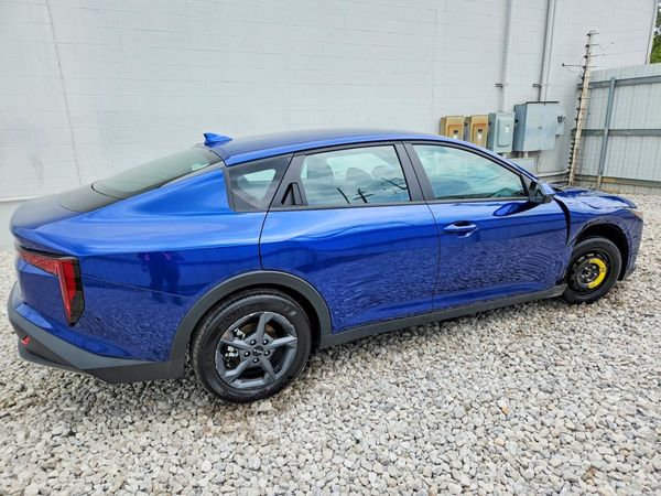2026 KIA K4 LX, LXS