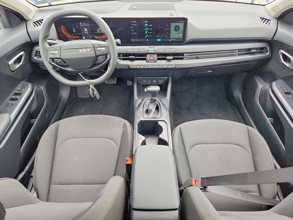 2026 KIA K4 LX, LXS