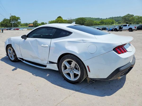 2026 FORD MUSTANG