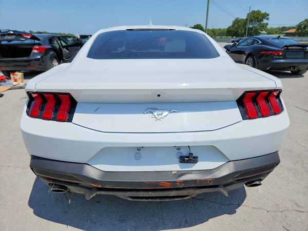 2026 FORD MUSTANG