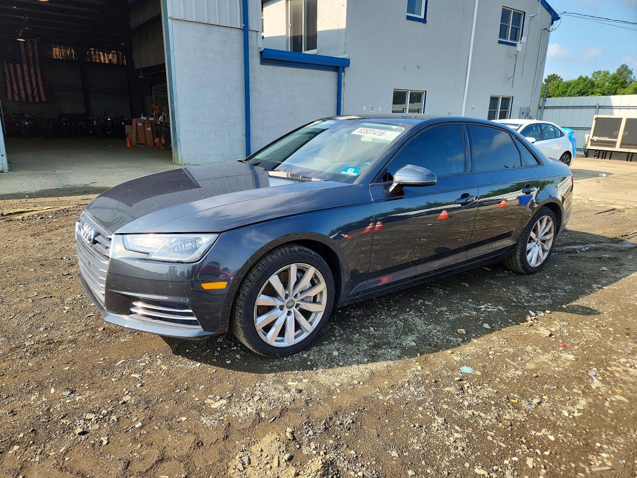 2017 AUDI A4 quattro Premium