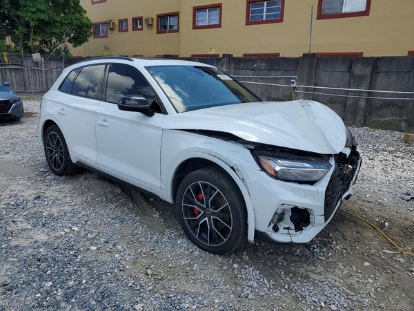 2024 AUDI SQ5