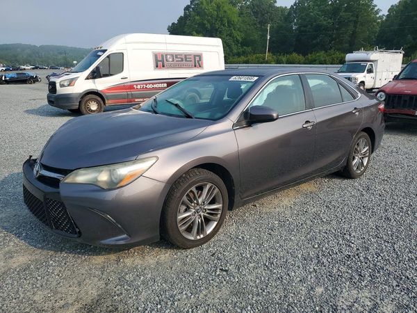 2015 TOYOTA CAMRY