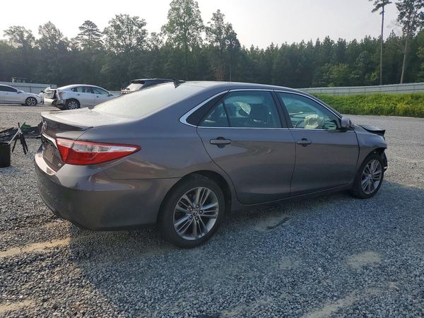 2015 TOYOTA CAMRY