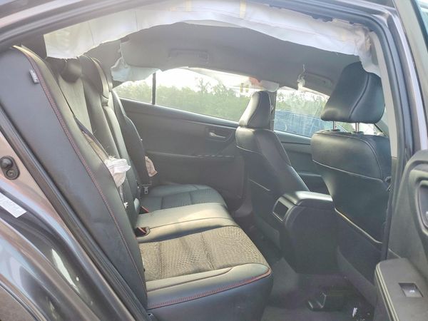 2015 TOYOTA CAMRY