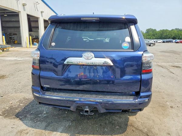 2023 TOYOTA 4RUNNER Limited