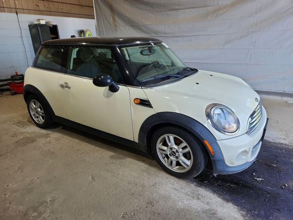 2013 MINI COOPER
