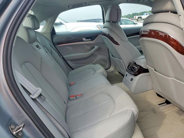 2013 AUDI A8