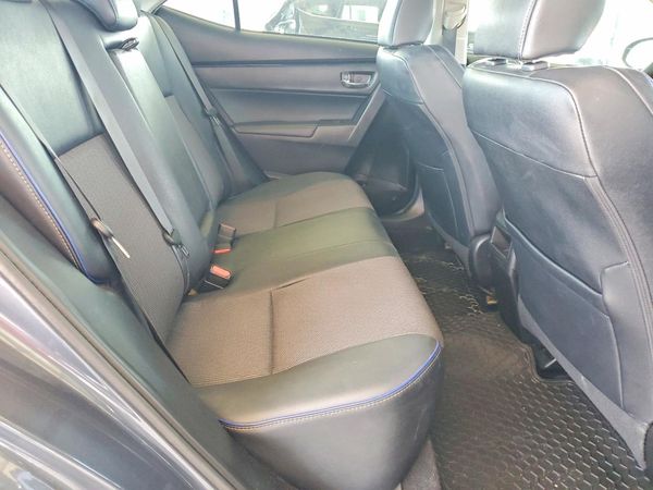 2018 TOYOTA COROLLA