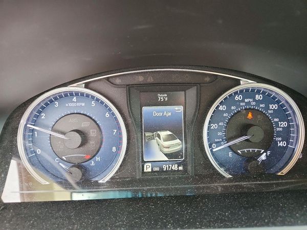 2015 TOYOTA CAMRY