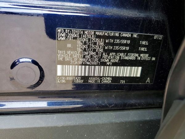 2022 TOYOTA RAV4 XLE Premium