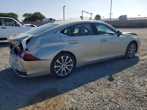 2021 LEXUS ES 300h Premium