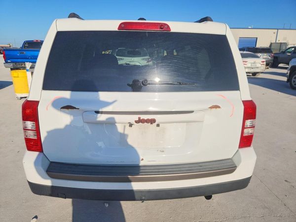 2016 JEEP PATRIOT SPORT FWD