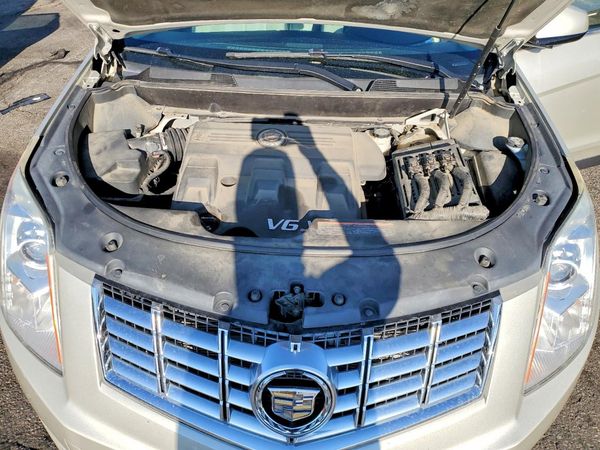 2013 CADILLAC SRX Luxury