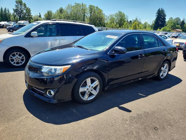 2012 TOYOTA CAMRY