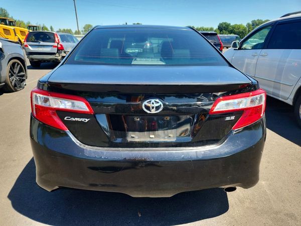 2012 TOYOTA CAMRY