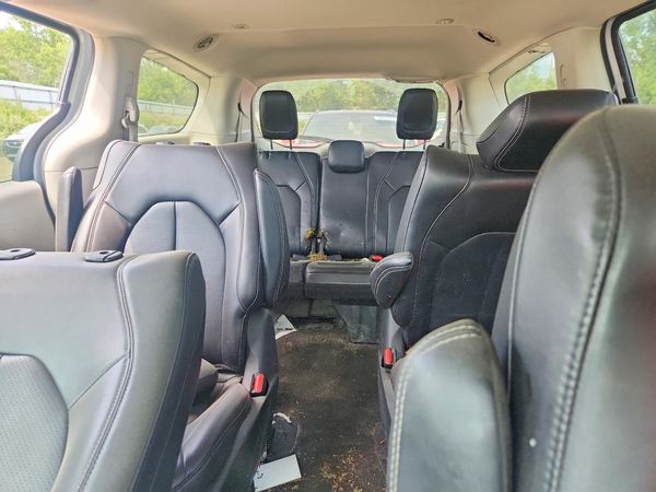 2023 CHRYSLER PACIFICA