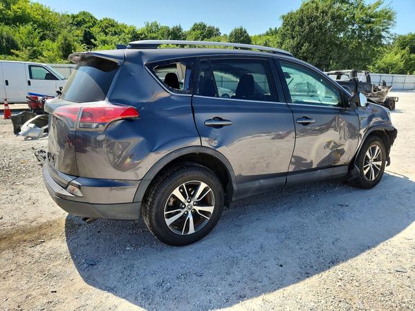 2018 TOYOTA RAV4 Adventure/XLE