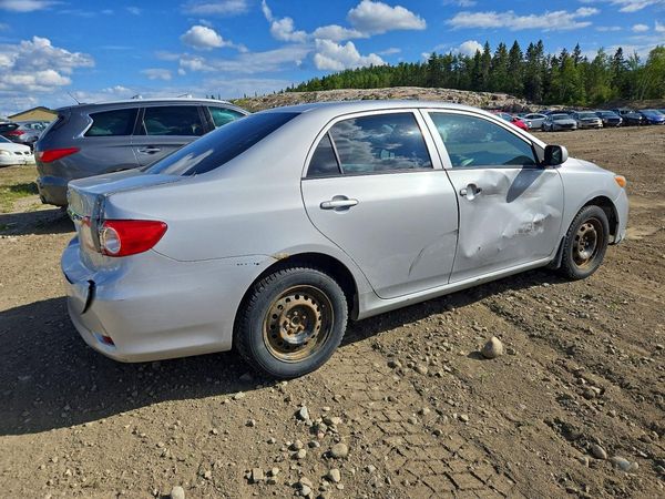 2012 TOYOTA COROLLA