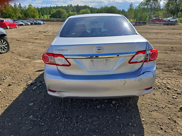 2012 TOYOTA COROLLA