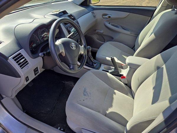 2012 TOYOTA COROLLA