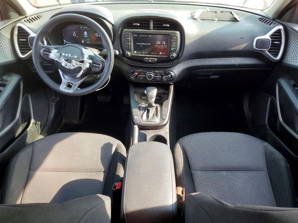 2025 KIA SOUL LX, S