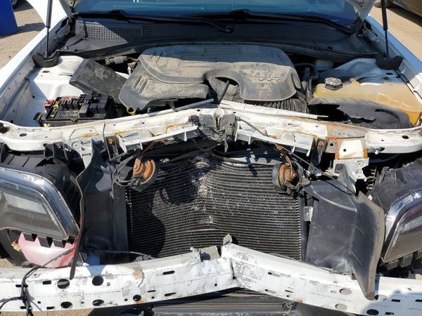 2015 CHRYSLER 300 300S — Engine bay