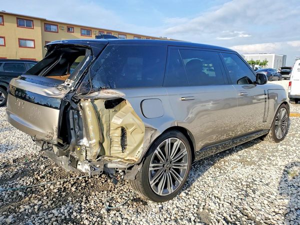 2025 LAND ROVER RANGE ROVER SE