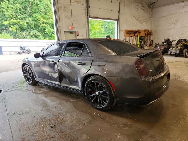 2016 CHRYSLER 300 300C