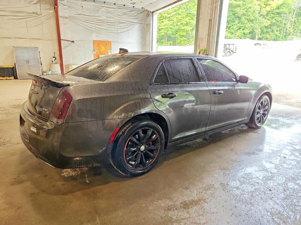 2016 CHRYSLER 300 300C