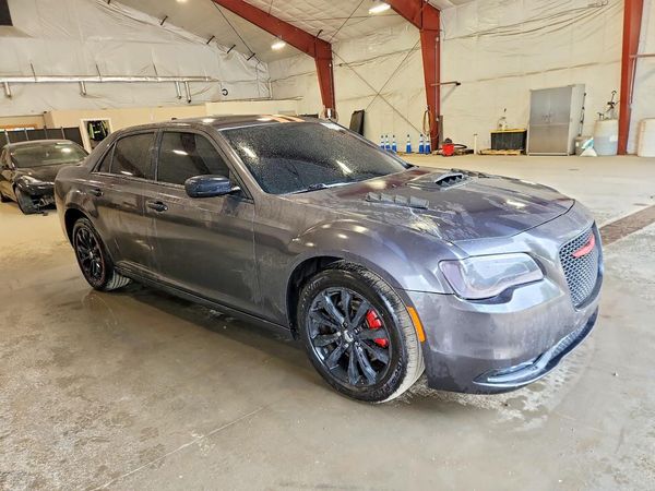 2016 CHRYSLER 300 300C