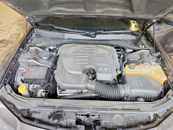 2016 CHRYSLER 300 300C