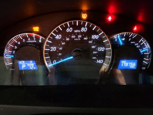 2012 TOYOTA CAMRY