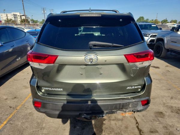 2019 TOYOTA HIGHLANDER SE/XLE