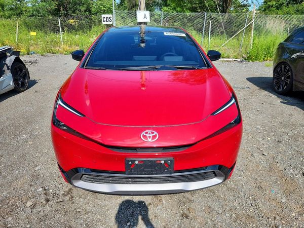 2024 TOYOTA PRIUS