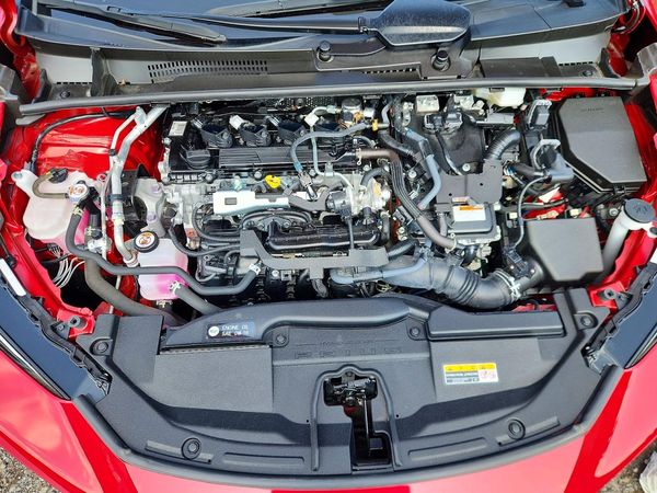 2024 TOYOTA PRIUS