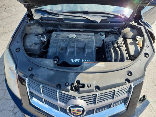 2012 CADILLAC SRX Luxury