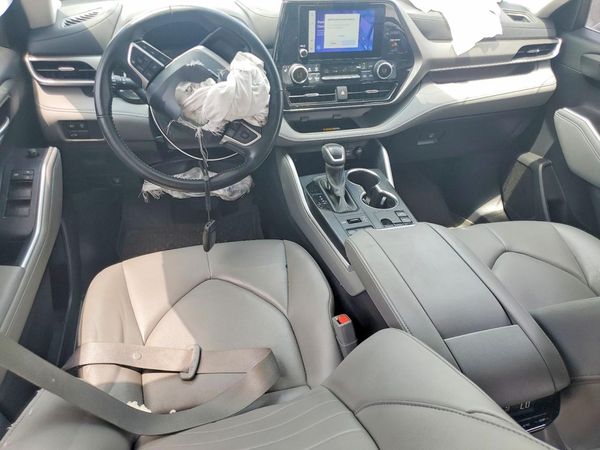 2024 TOYOTA HIGHLANDER