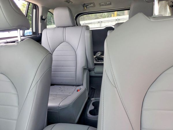 2024 TOYOTA HIGHLANDER