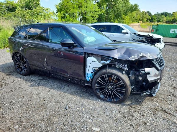 2026 LAND ROVER RANGE ROVER VELAR P250 Dynamic SE
